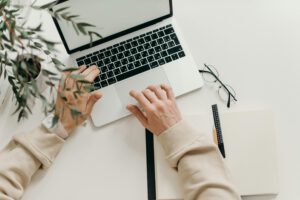 Read more about the article  Freelancing Freedom: How to Build a Successful Freelance Career Online